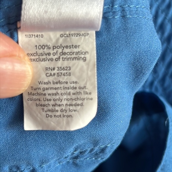 CARTER’S Shark Face Bucket Hat - Picture 7 of 7